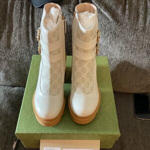 Gucci Boots Women’s (Shear ) sz 9